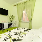 شقة Little Star - Two Bedroom With Terrace دوبروفينك