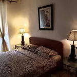 Little Star - Two Bedroom With Terrace دوبروفينك