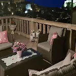 Little Star - Two Bedroom With Terrace شقة *