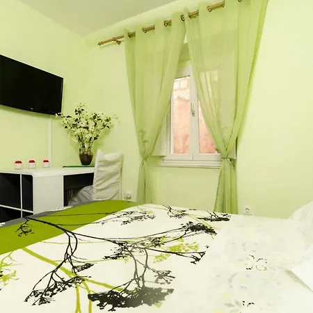 Апартаменты Little Star - Two Bedroom With Terrace Дубровник