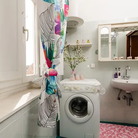 Little Star - Two Bedroom With Terrace Apartment