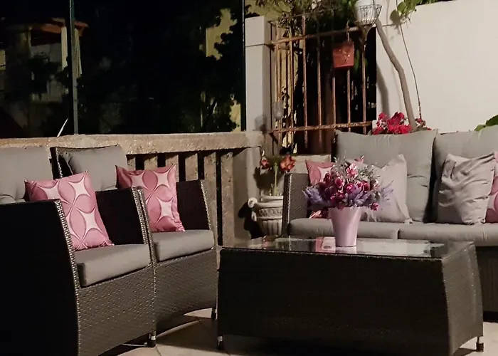 아파트 Little Star - Two Bedroom With Terrace 두브로브니크