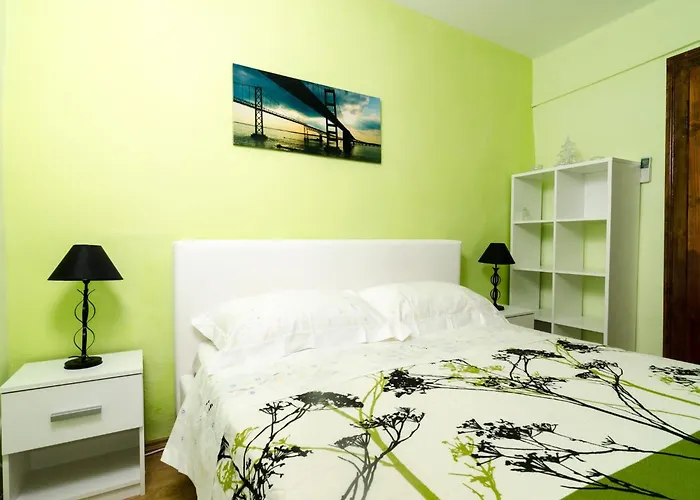 아파트 Little Star - Two Bedroom With Terrace *