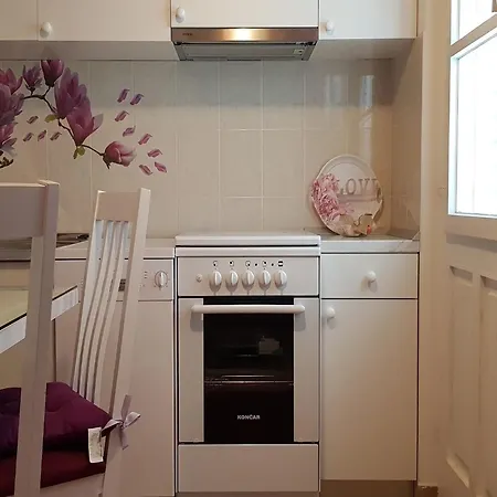 Little Star - Two Bedroom With Terrace Апартаменты *